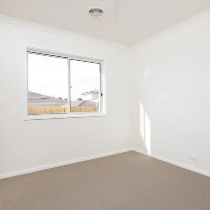 Spacious Family Home - Photo 1