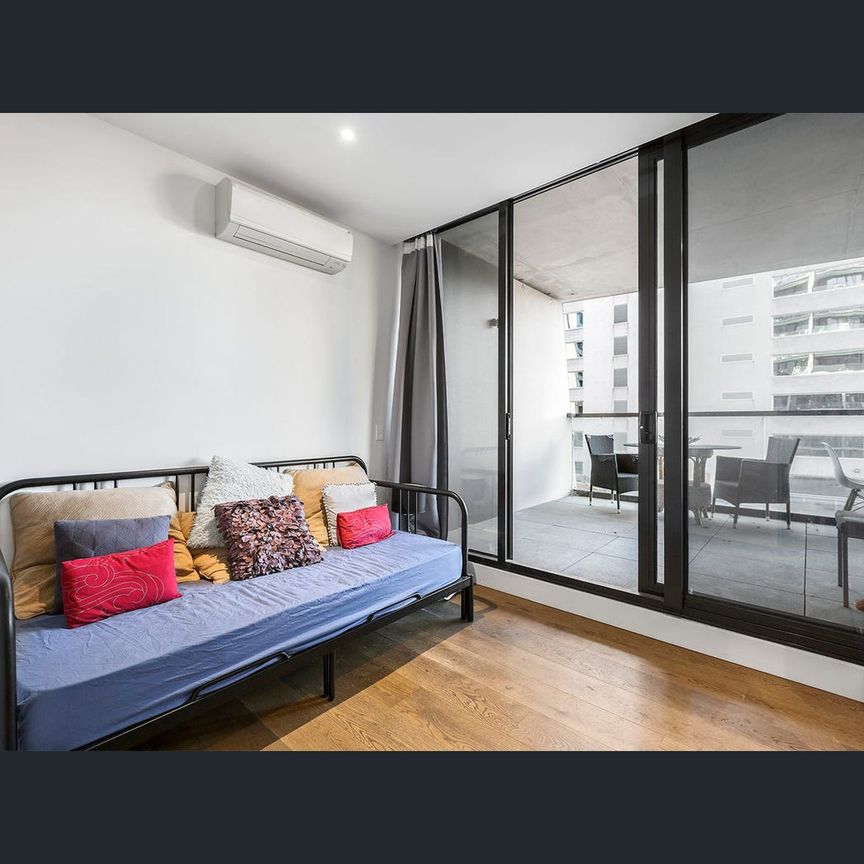 412/77 Queens Road, Melbourne, Vic 3004 - Photo 1
