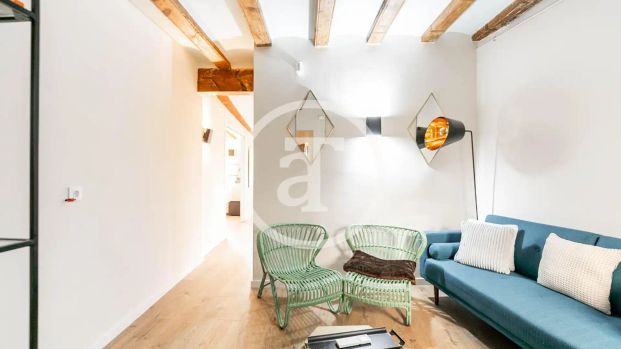 Piso de alquiler en Carrer Dels Abaixadors, Sant Pere, Sta. Caterina i la Ribera - Foto 1