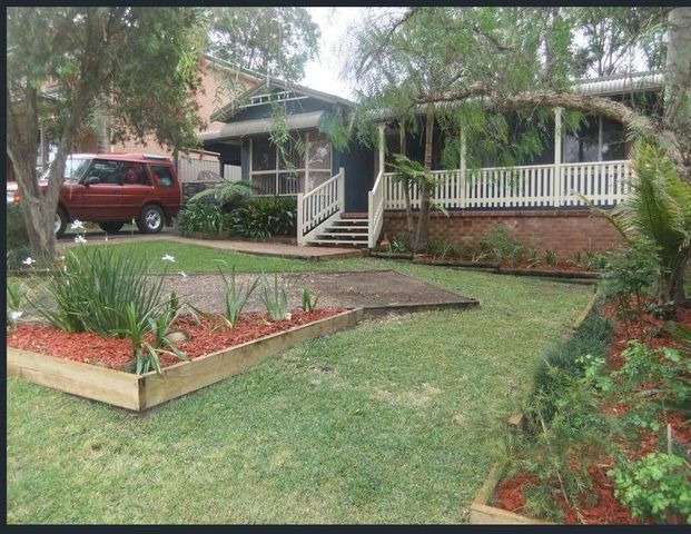 15 Elaine Avenue, Berkeley Vale, NSW 2261 - Photo 1