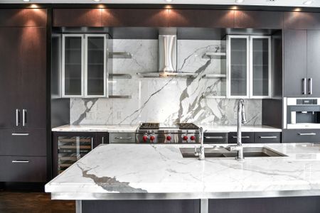 For Lease - 50 Yorkville Avenue Unit# 3103, Toronto, Ontario - Photo 3