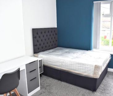 1 bedroom in a house share to rent - Photo 4