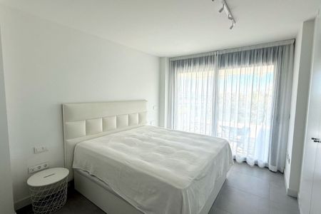 2 Bedroom Apartment For Rent in Estepona, Málaga - Foto 2
