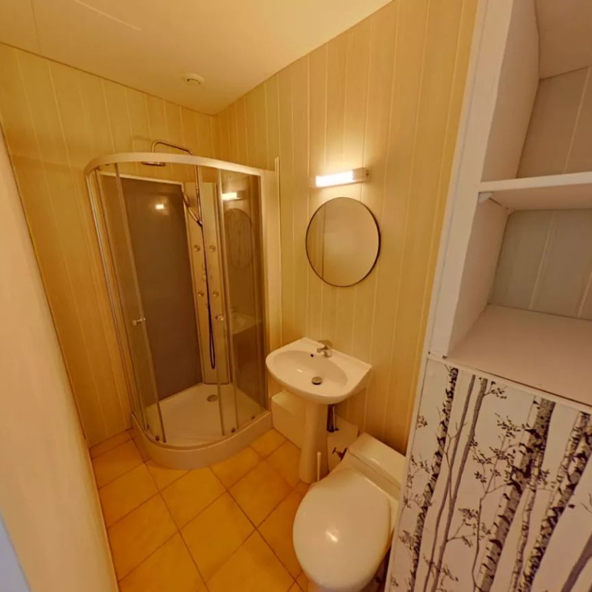 Maison à louer à Talence - Centre-ville, proche tram et commodités - Photo 1