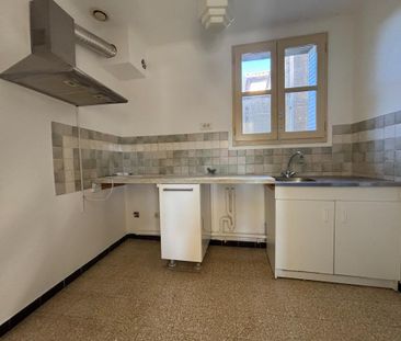 Location Appartement 2 pièces 42m² AVIGNON 84000 - Photo 2