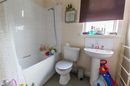 1 bedroom maisonette to rent - Photo 5