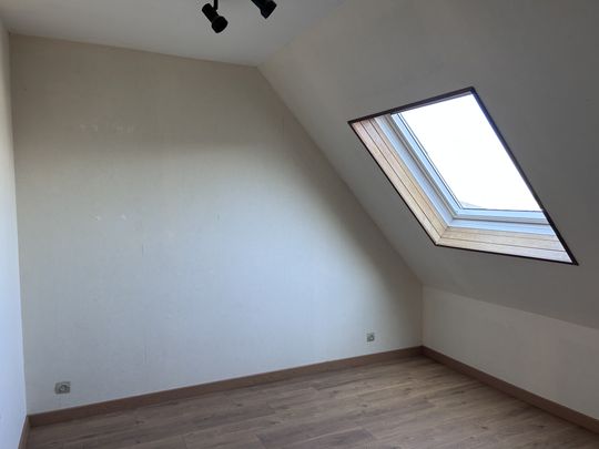 Location Appartement 4 pièces 97m² SIERENTZ 68510 - Photo 1