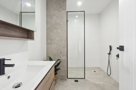 7/289 Port Hacking Road, Miranda NSW 2228 - Townhouse For Rent | Domain - Photo 2