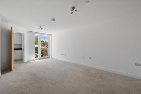 2 bedroom retirement property to rent - Photo 2