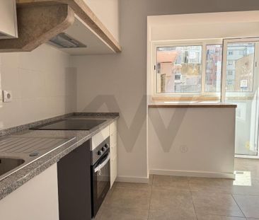 LISBOA, Lisbon - Photo 5