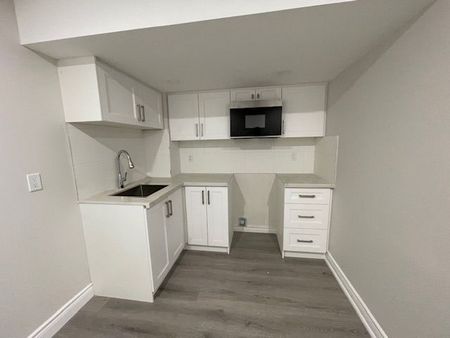 For Lease - 42 Ira Lane Unit# Bsmt, Whitchurch-Stouffville, Ontario - Photo 5