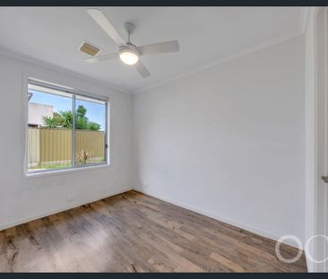 Open the Door to Coastal Calm - Photo 4