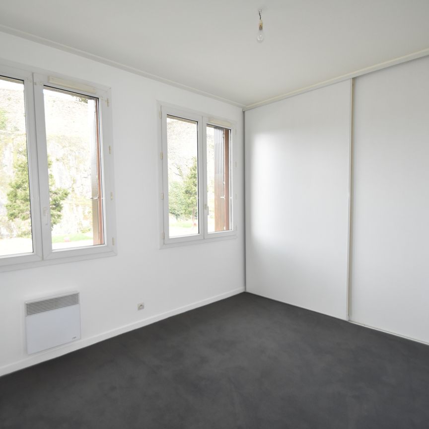 Location Appartement 2 pièces 45m² ST LO 50000 - Photo 1