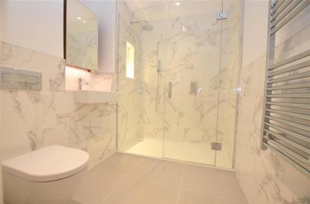 3 bedroom apartment to rent - Photo 5