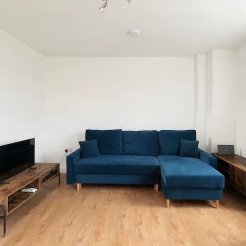 1 Bed Flat, Homerton High Street, E9 - Photo 1