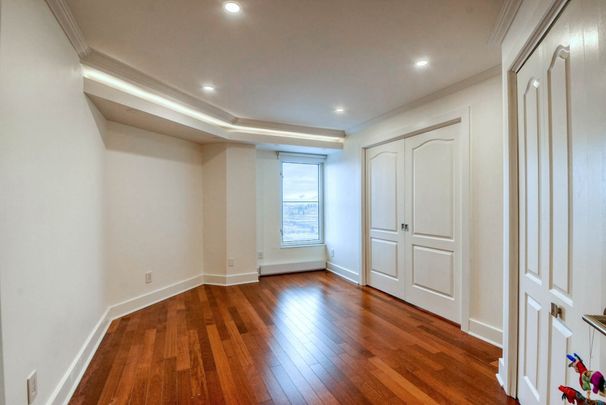 Condo for rent, Montréal (Saint-Laurent) - Photo 1