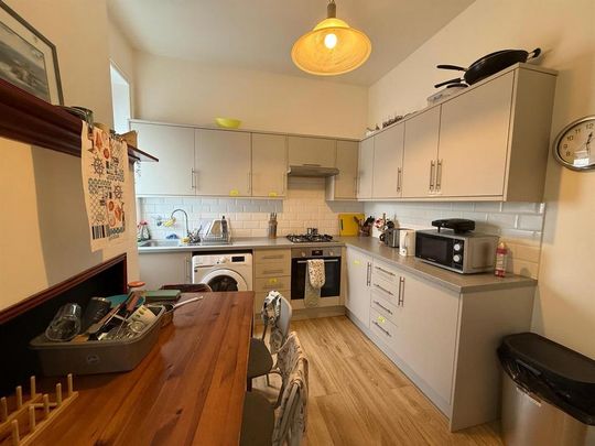House share to rent - Photo 1