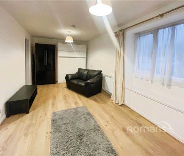 Studio to rent - Photo 4