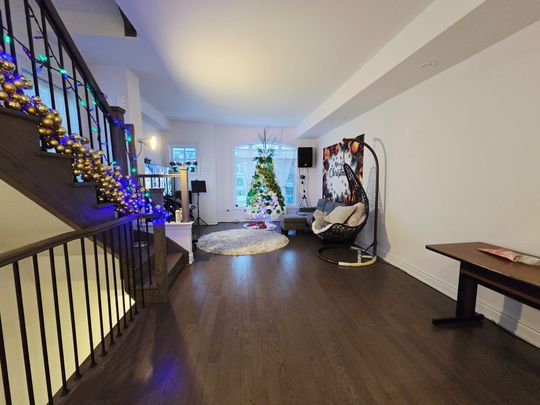 For Lease - 35 Lunar Crescent Unit# 120, Mississauga, Ontario - Photo 1