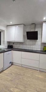 Spacious Double Room Available – Golden Triangle, Norwich Room 4 - Photo 4