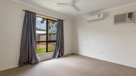11 Saxby Crescent, Mount Louisa QLD 4814 - House For Rent | Domain - Photo 2