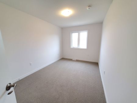 For Lease - 474 Blackburn Drive, Brantford, Ontario - Photo 2