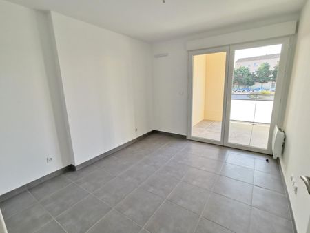 « LE PONTET - APPARTEMENT T2 50.11M² AVEC TERRASSE » - Photo 2