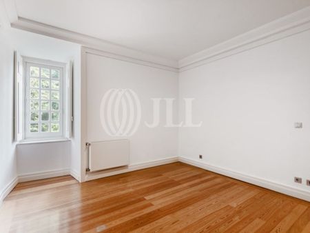 Luxury Flat for rent in Bairro Alto (Santa Catarina), Misericórdia, Lisbon - Photo 2