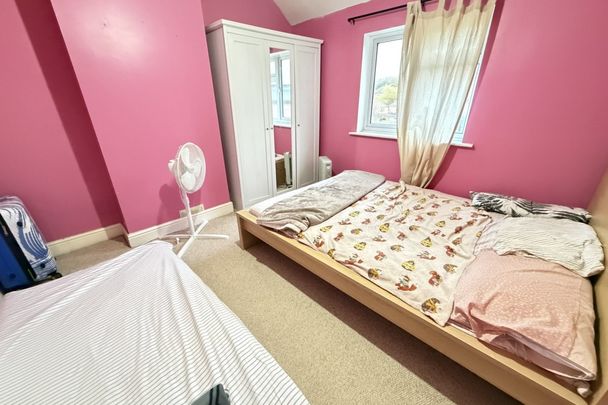 Studland Avenue - Photo 1