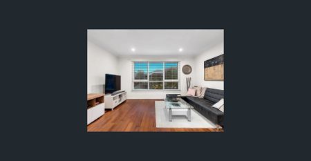 Charming 2 Bedroom Home in Prime Mordialloc Location - Photo 2