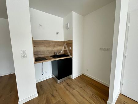 Location Appartement 2 pièces 51m² - Photo 2
