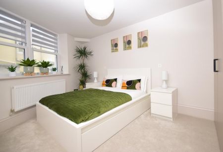 2 bedroom apartment to rent - Photo 2