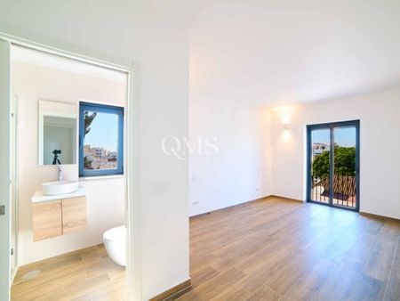 2 room luxury Apartment for rent in Faro, Portugal - Photo 3