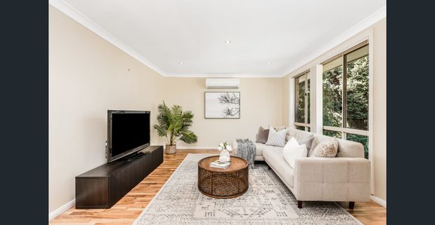 Sun-Drenched Family Manor - Photo 1