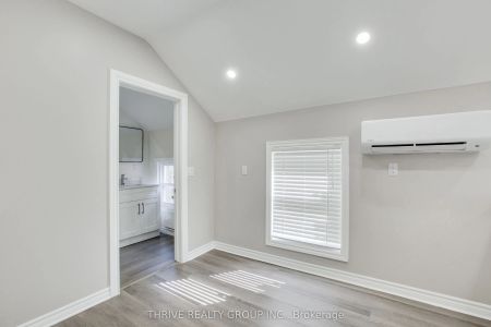 140 Wellington Street #2 - Photo 5