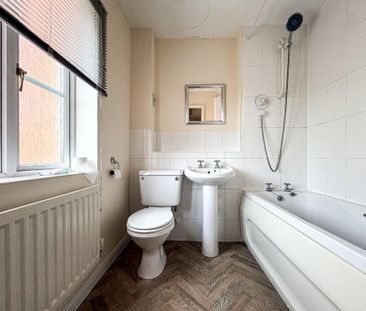 1 bedroom coach house to rent - Photo 3