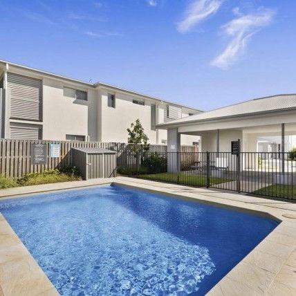 Spacious 3-Bedroom Townhouse in Secure Gated Community â Lifestyle, Location & Convenience! - Photo 2