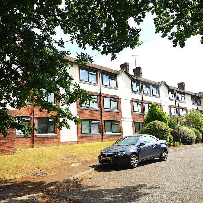 3 bedroom flat to rent - Photo 1