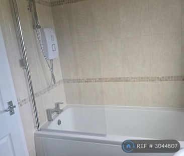 3 bedroom detached house to rent - Photo 6