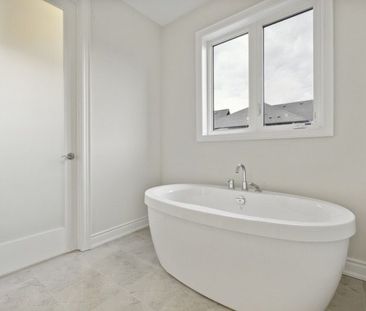 For Lease - 1367 Wheat Boom Drive, Oakville, Ontario - Photo 3