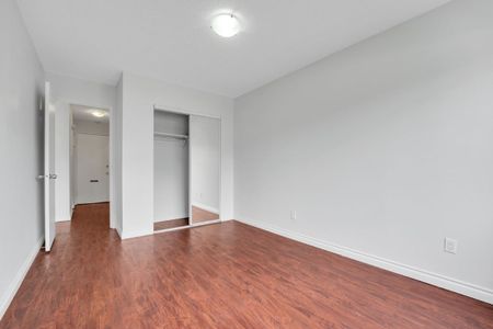 Colonial House Apartments - 1 Bedroom - Photo 4