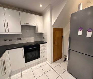 1 bedroom semi-detached house to rent - Photo 4