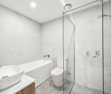 Luxurious 3 Bedroom Apartment - Photo 6