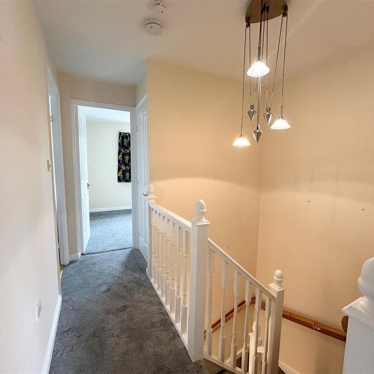 3 bedroom detached house to rent - Photo 1
