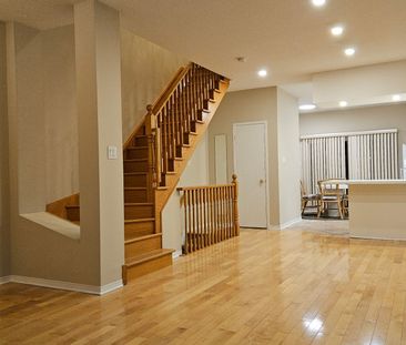 For Lease - 23 Observatory Lane Unit# 245, Richmond Hill, Ontario - Photo 2