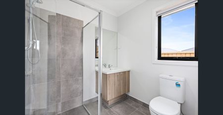 COMFORTABLE AND SPACIOUS - Photo 5