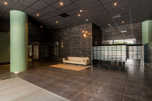 Kon. Wilhelminaplein 29 R19, Amsterdam - Photo 1