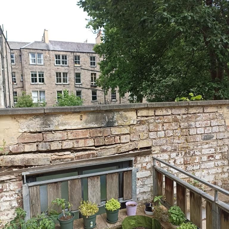 3 bedroom townhouse to rent - Photo 1