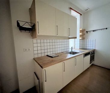 Provisionsfrei – WG-fähige 4-Zimmer-Wohnung in sehr zentraler Lage–... - Photo 3