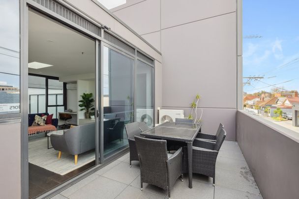 FURNISHED 3 BEDROOMS IN RICHMOND! - Photo 1
